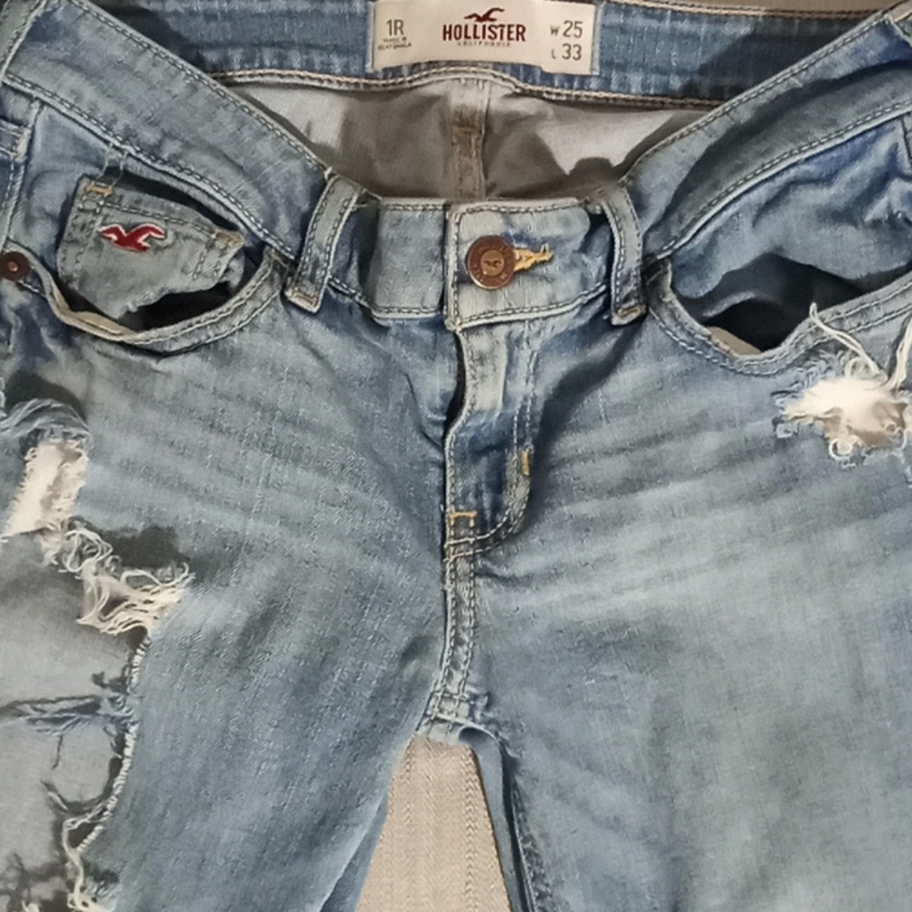 Hollister women's sz 1R distressed jeans (961) - Picture 8 of 9